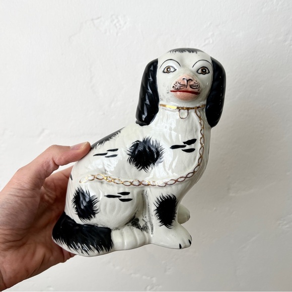 Staffordshire dog Staffordshire Figurine statue black white spaniel porcelain - Picture 1 of 15